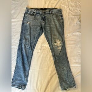 36x32 Hollister ripped jeans